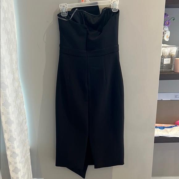 Black Asymmetrical Strapless Sheath Dress - Picture 3 of 6